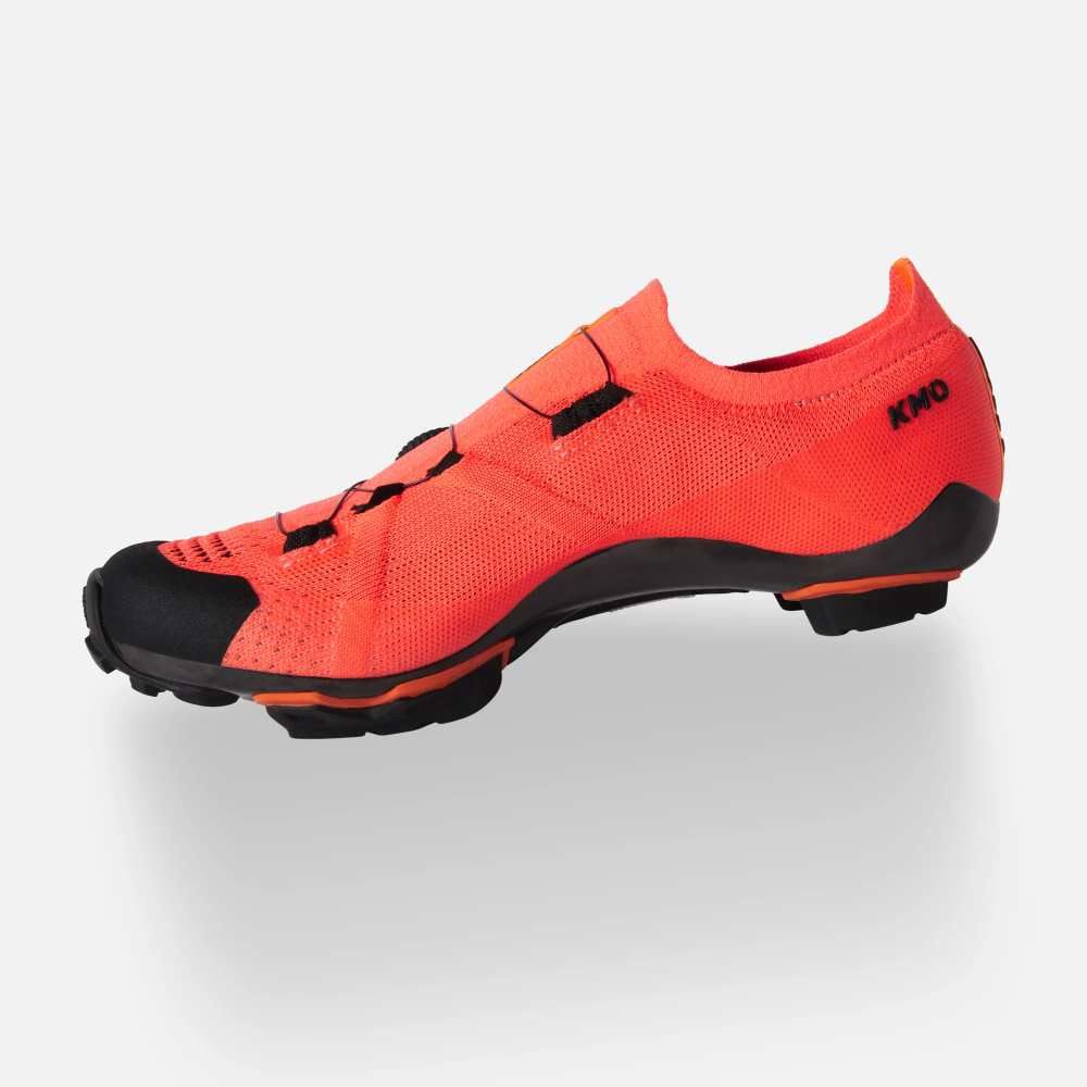 DMTKM0 CORAL/BLACK